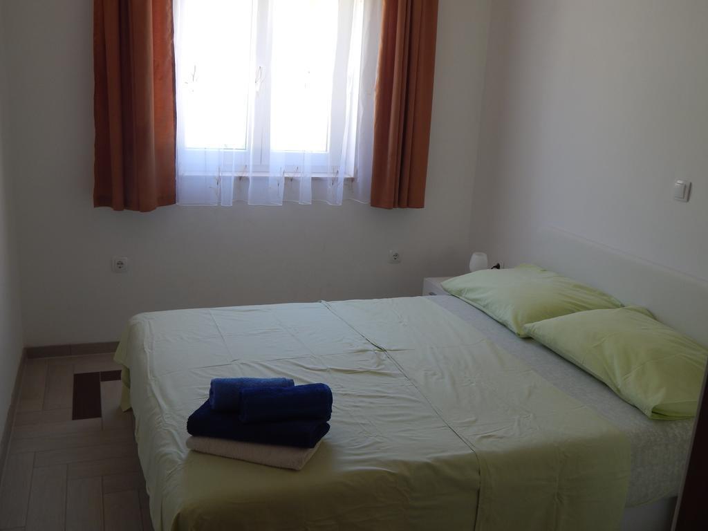 Apartments Sofija Podstrana Bagian luar foto