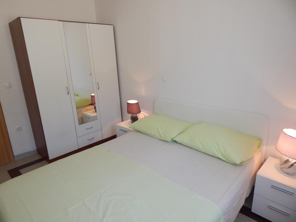 Apartments Sofija Podstrana Bagian luar foto